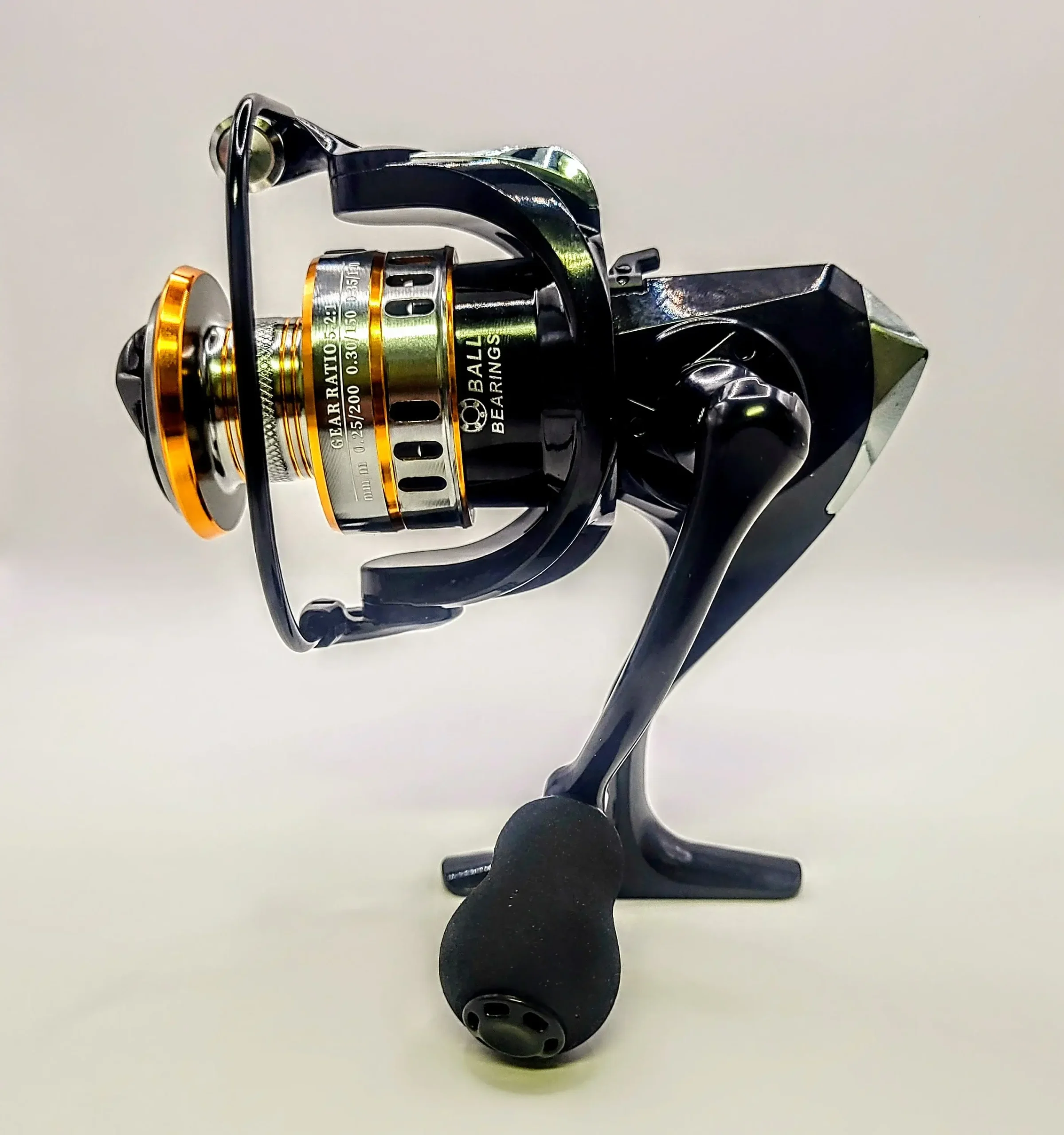 Spinning reel